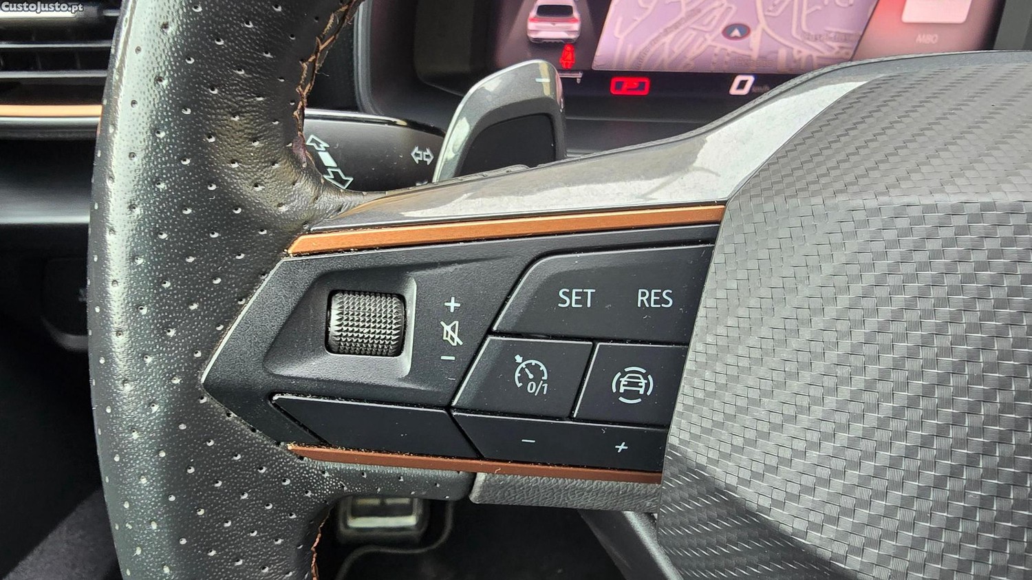 CUPRA Leon 1.4 e-Hybrid DSG — fotografia 16