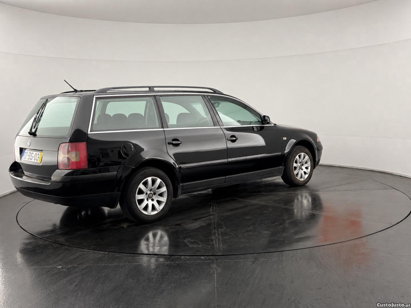 Volkswagen Passat VARIANT 1.9 TDI 130CV — fotografia 12