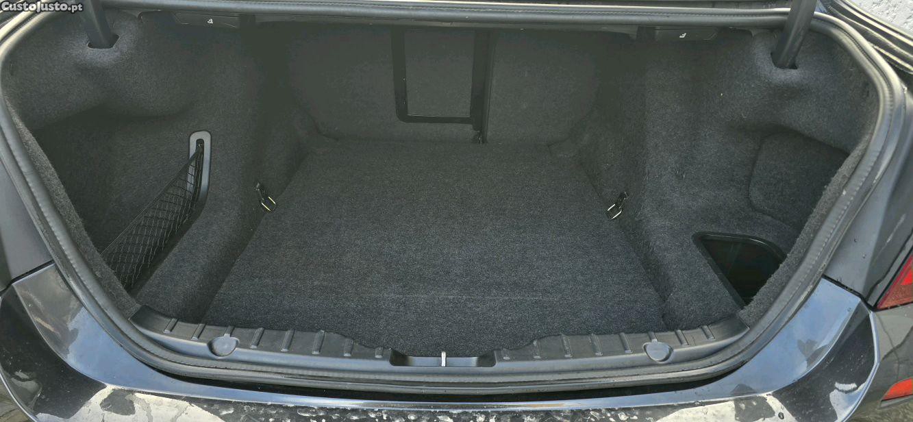 BMW 520 pack M — fotografia 2
