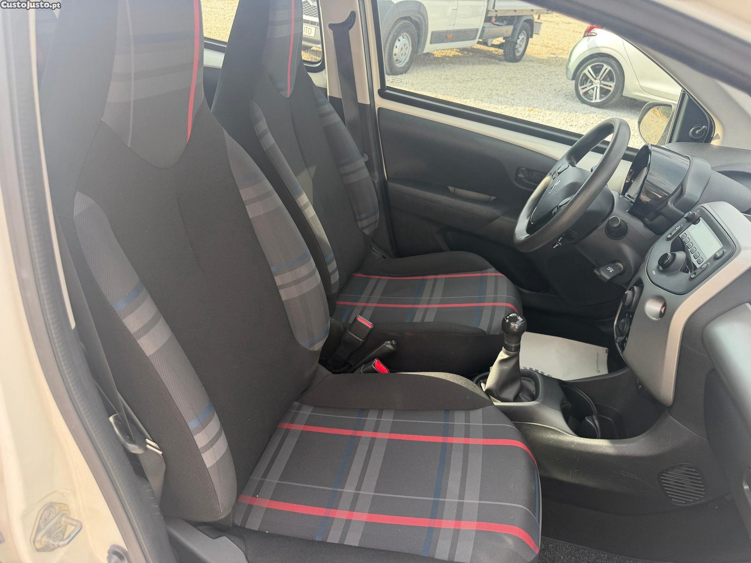 Peugeot 108 nd — fotografia 3