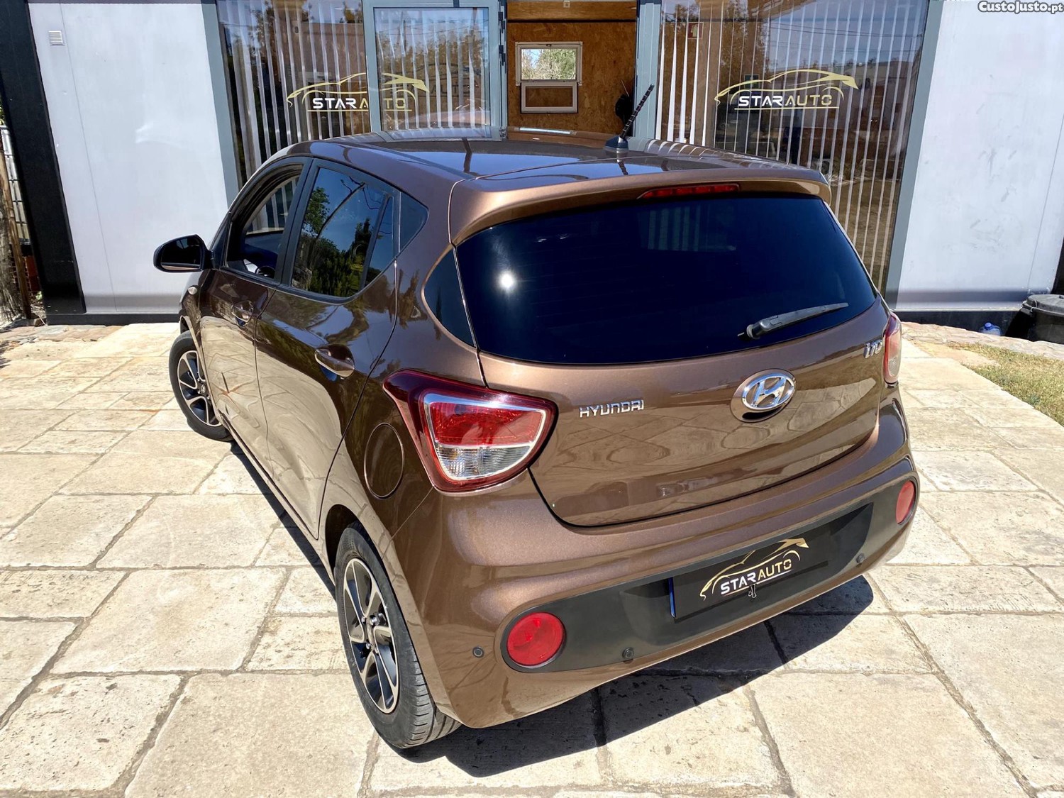 Hyundai i10 1.0 Gasolina — fotografia 10