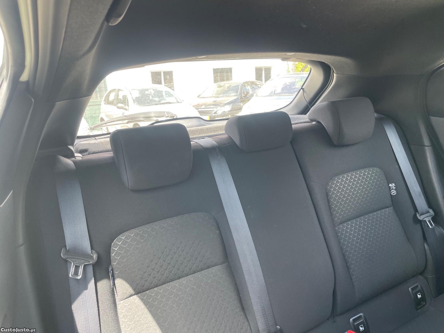 Nissan Juke 1.0 DIG-T Acenta 75000 km — fotografia 5