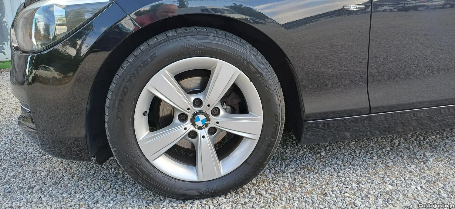 BMW 116 D Sport Nacional — fotografia 5