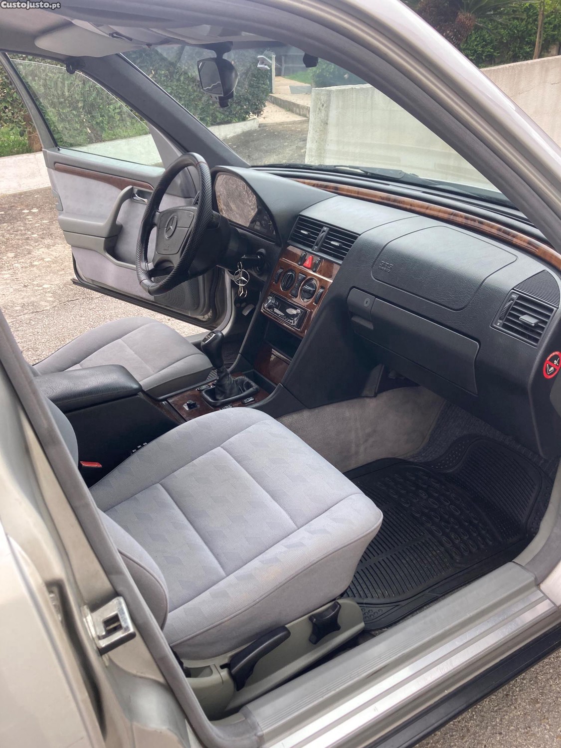 Mercedes-Benz C 250 TD — fotografia 6