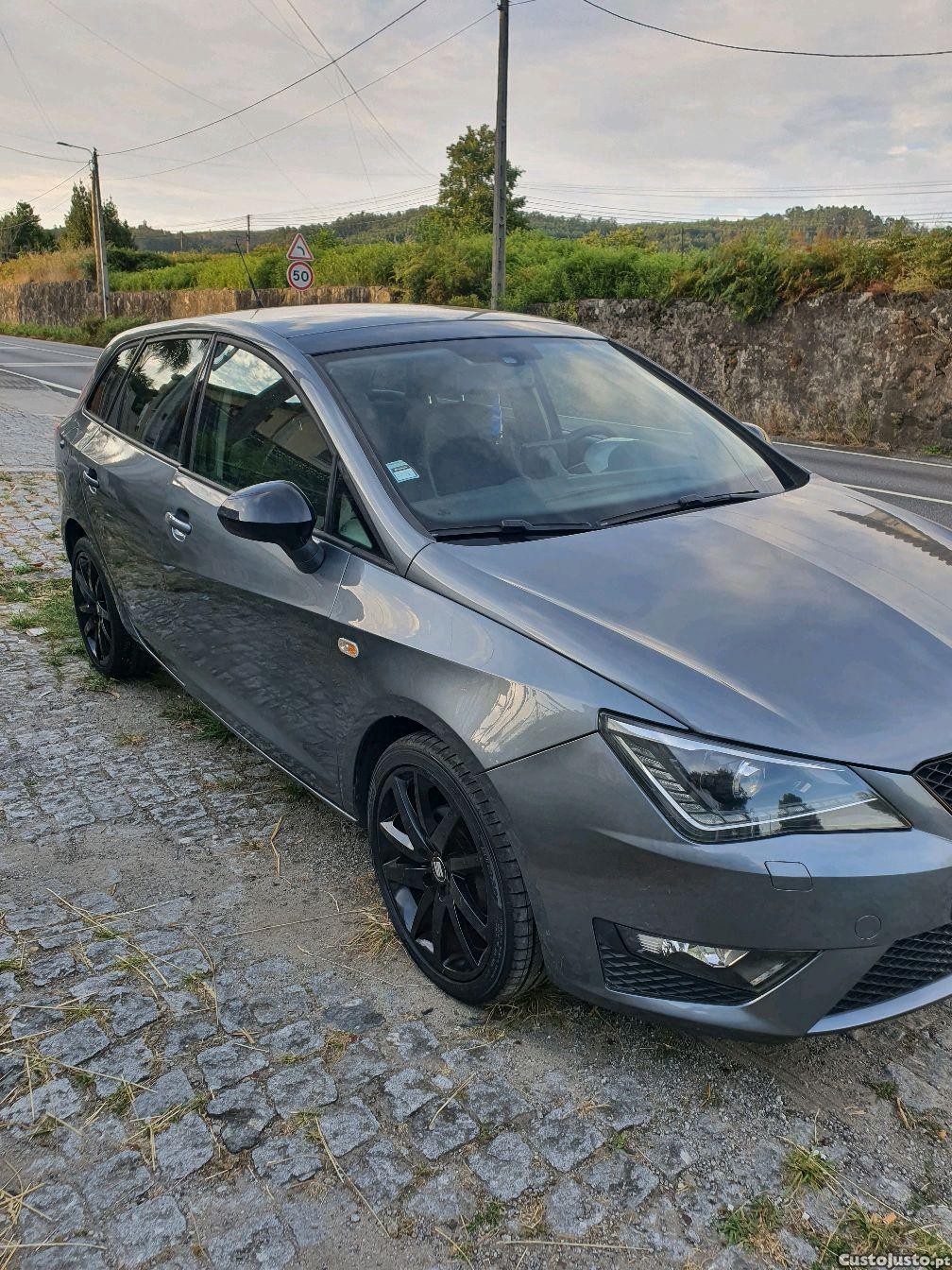 SEAT Ibiza 1.6 Tdi Fr — fotografia 10
