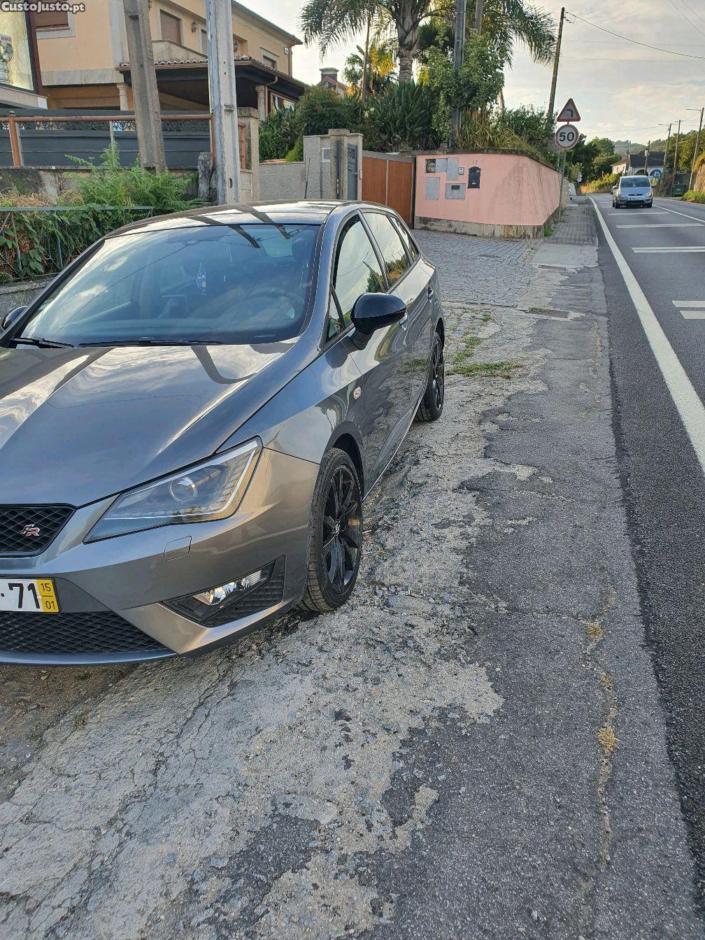 SEAT Ibiza 1.6 Tdi Fr — fotografia 8