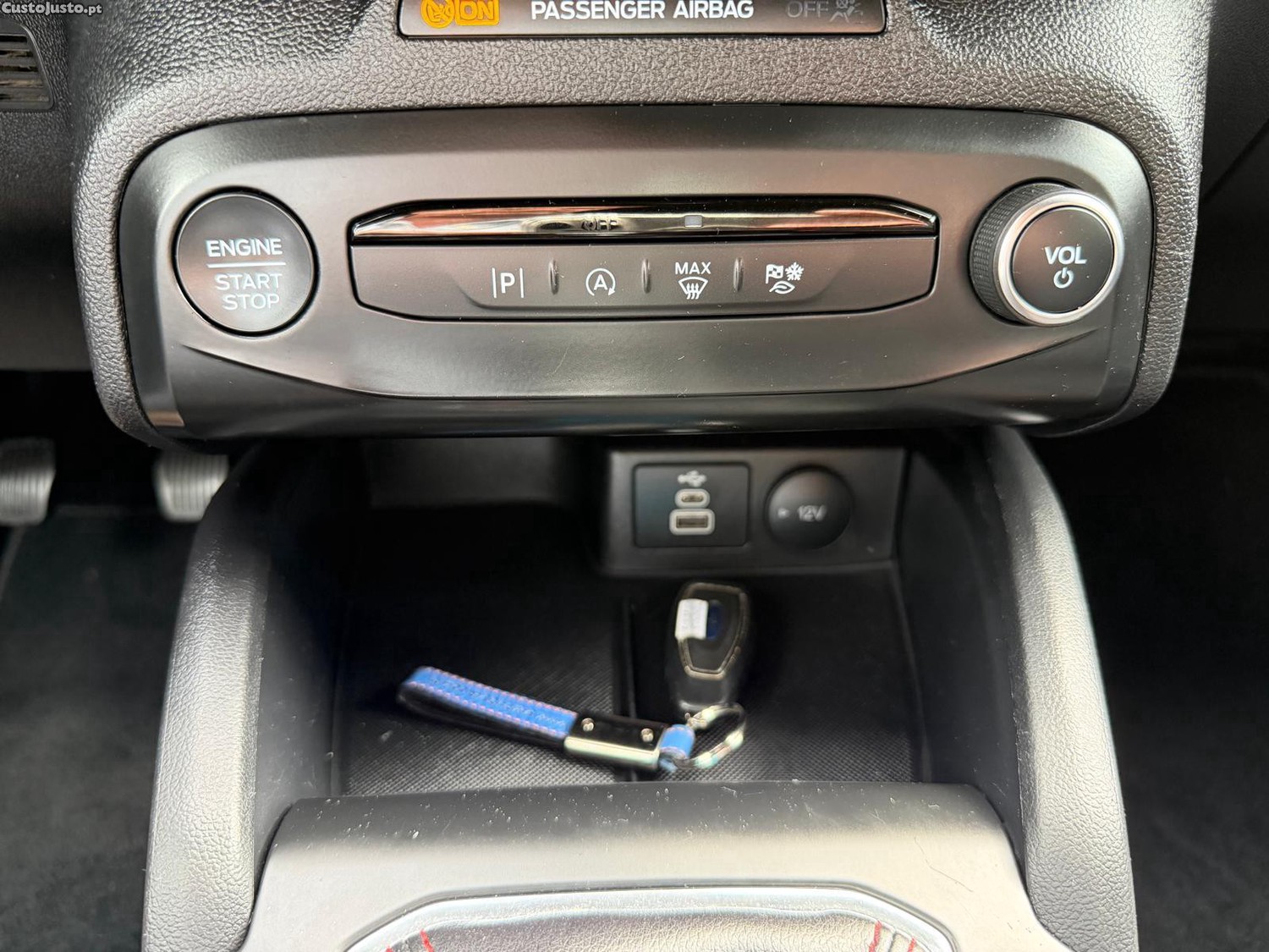 Ford Focus SW 1.0 EcoBoost MHEV ST-Line — fotografia 2
