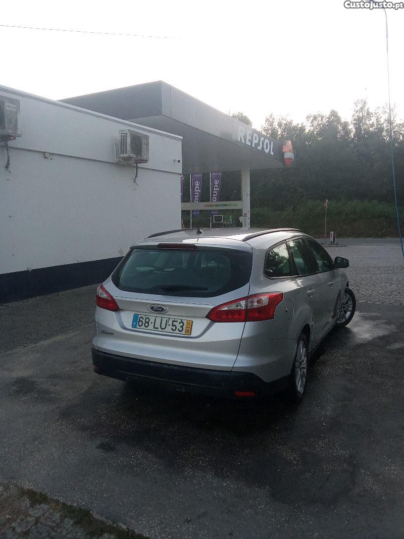 Ford Focus 4 — fotografia 5