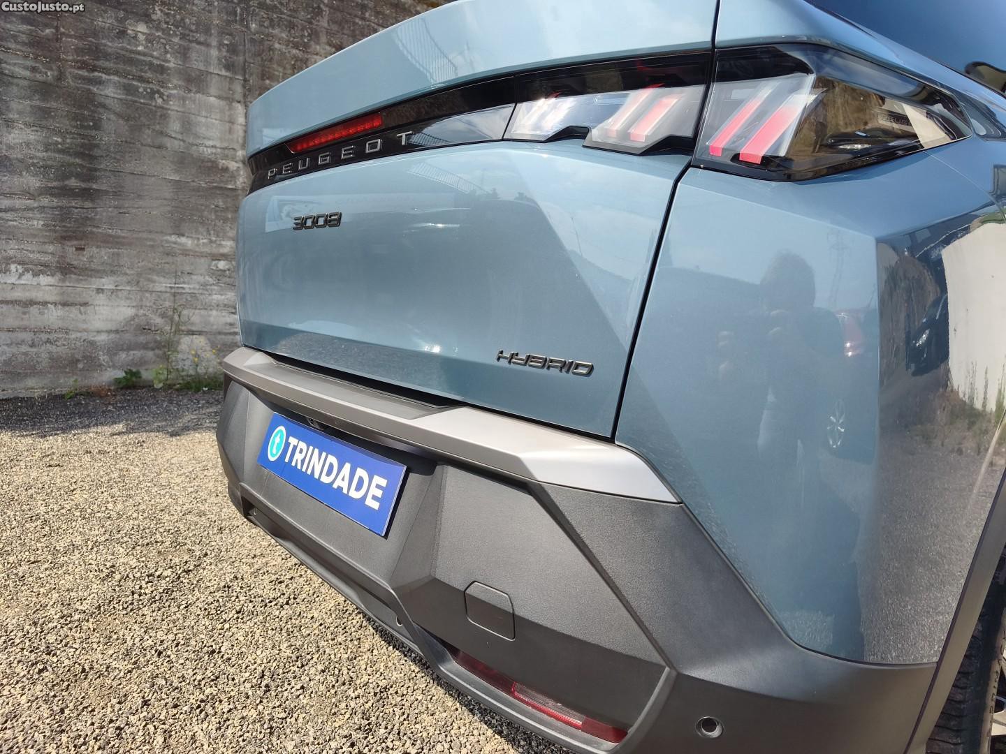 Peugeot 3008 1.2 Hybrid Allure e-DCS6 — fotografia 13