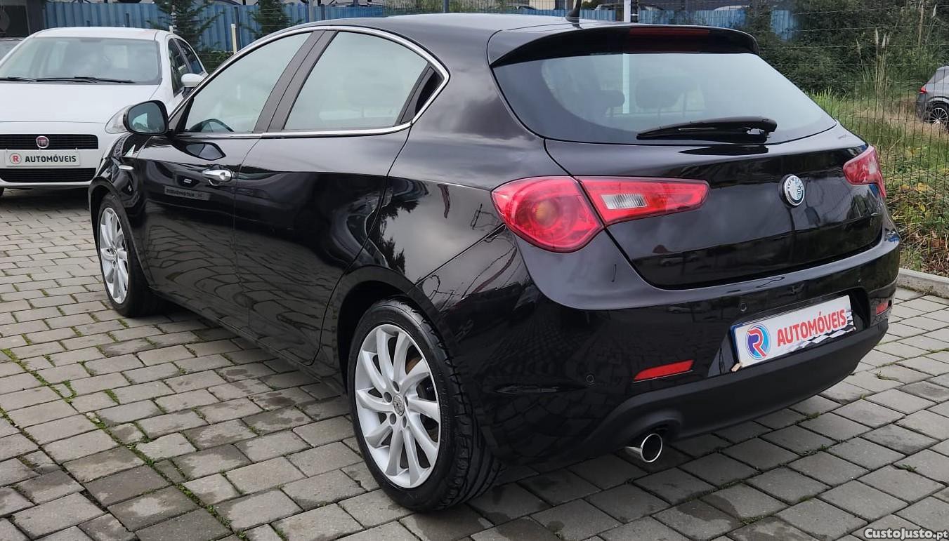 Alfa Romeo Alfa 6 Giulietta 1.6 JTDM Distintctive/Nacional/C/ Garantia — fotografia 10