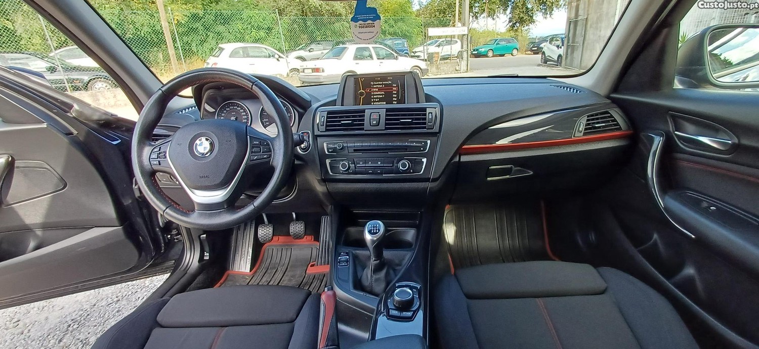 BMW 116 D Sport Nacional — fotografia 17