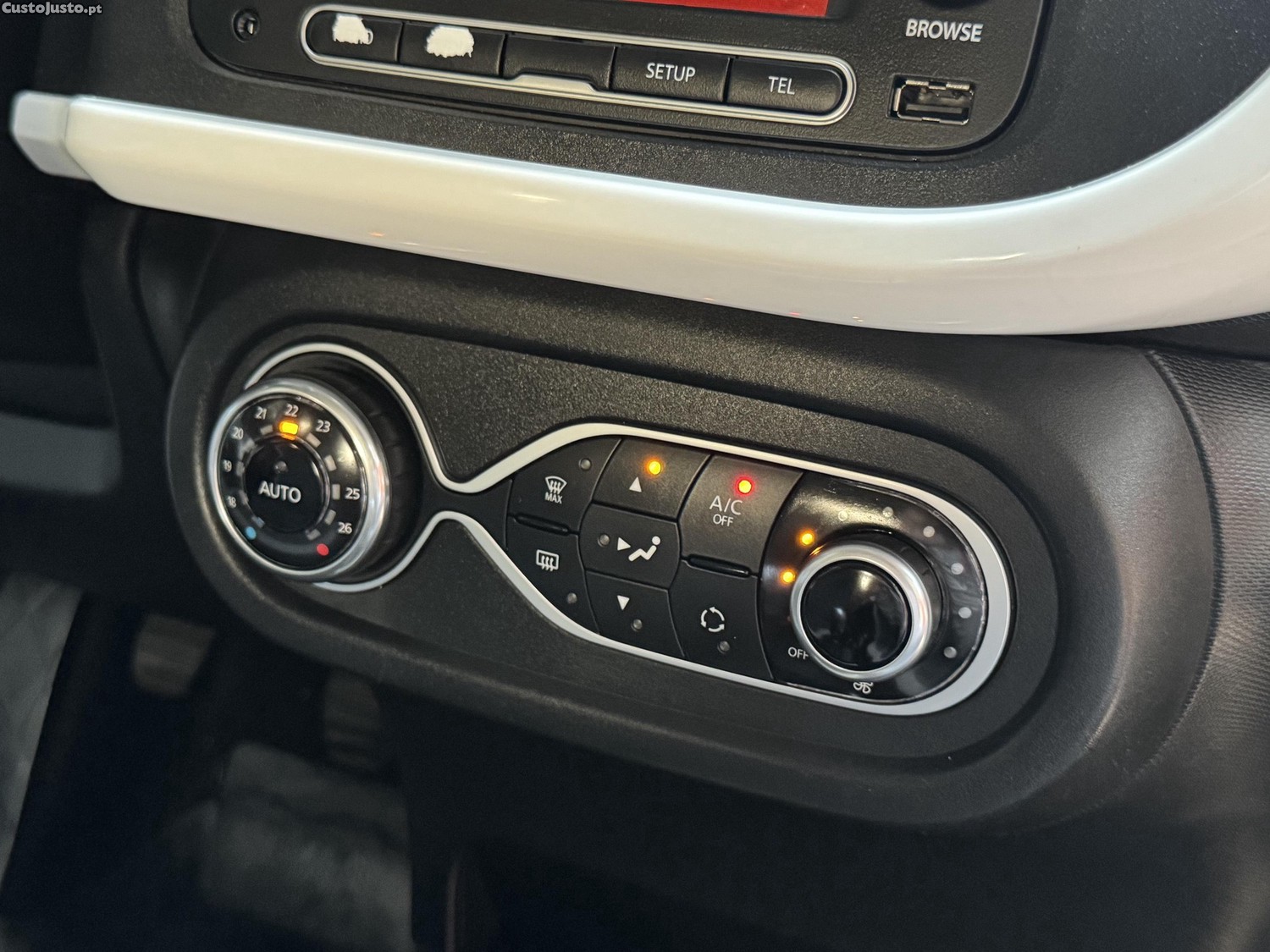 Renault Twingo 0.9 90cv turbo — fotografia 3