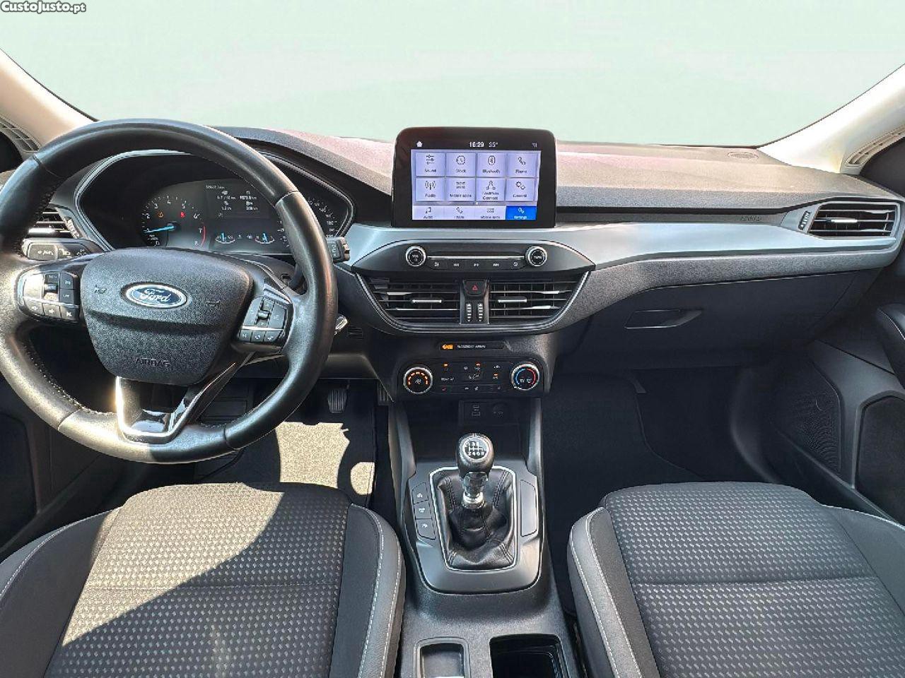 Ford Focus SW 1.0 EcoBoost Connected — fotografia 4