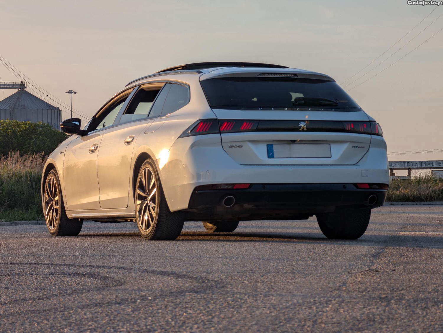 Peugeot 508 SW 225 e-EAT8 GT — fotografia 11