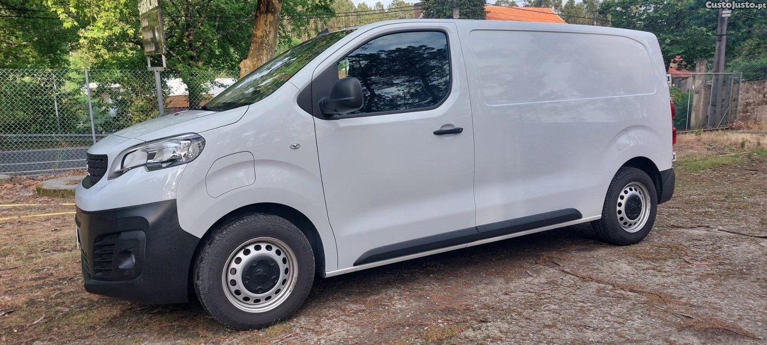 Peugeot e-Expert 75 kWh Semi-Vidrado Premium Standard — fotografia 9
