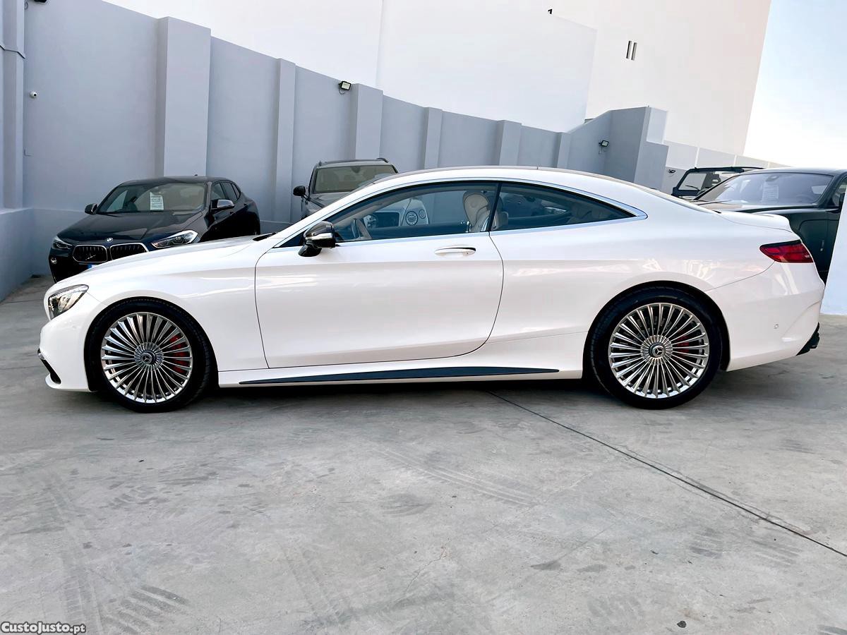 Mercedes-Benz S 63 AMG V8 Bi-Turbo 4-Matic — fotografia 55