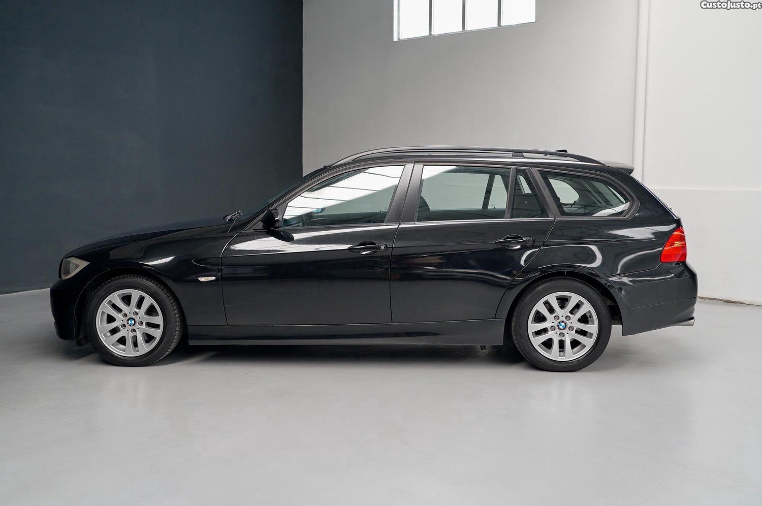 BMW 320 E91 — fotografia 9