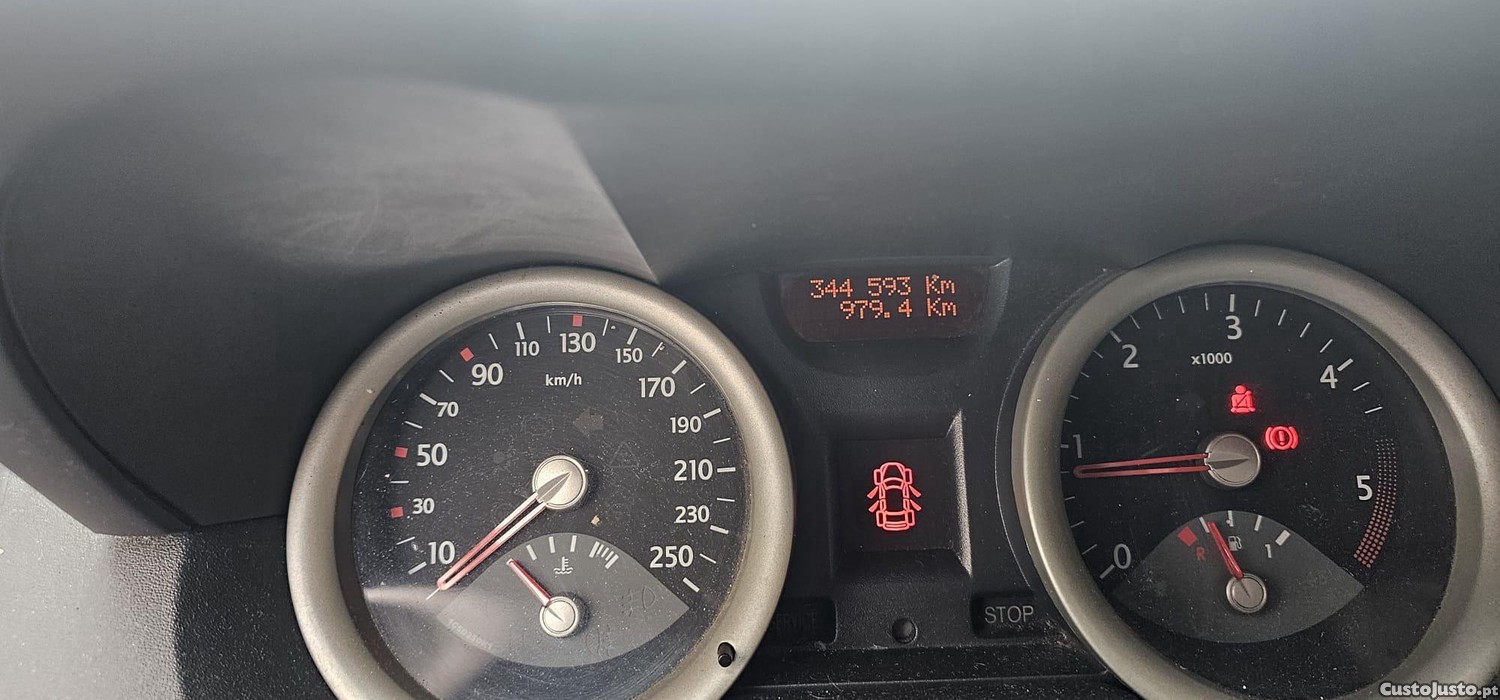Renault Mégane MÉGANE 1.5 DCI CONFORT — fotografia 6