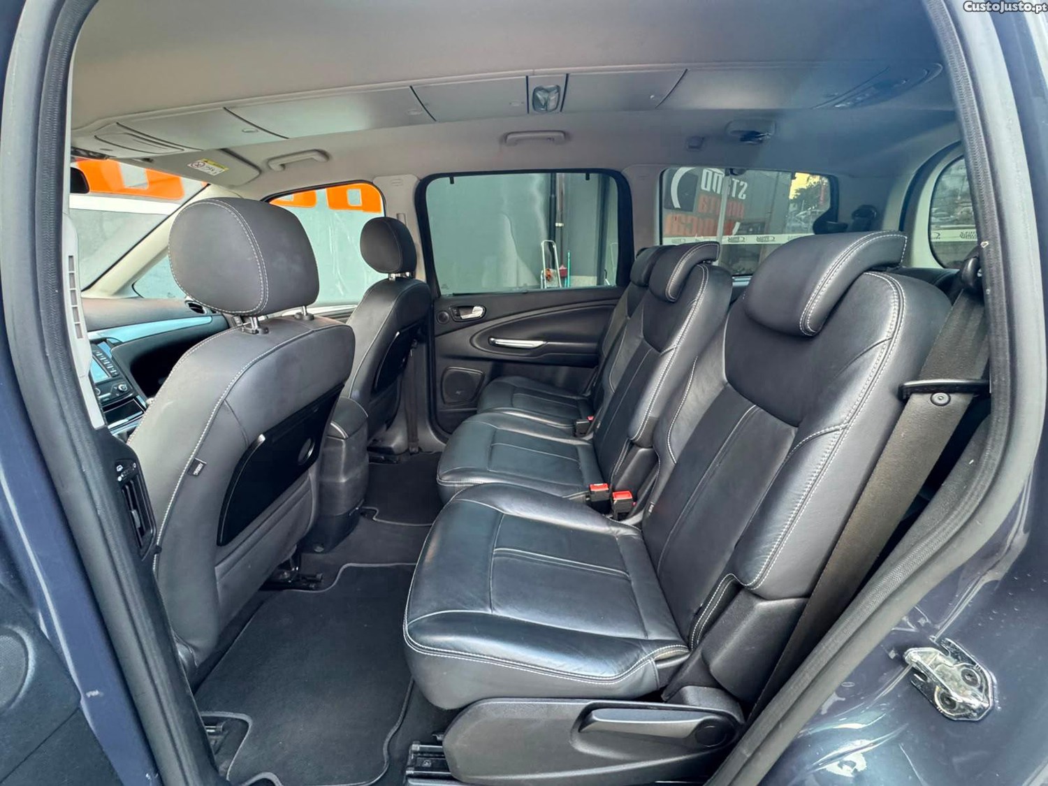 Ford Galaxy 2.0 TDCi Titanium Business — fotografia 11