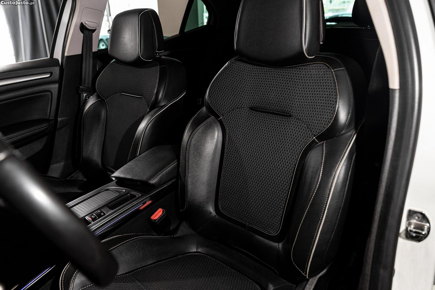 Renault Mégane 1.6 dCi Bose Edition — fotografia 9