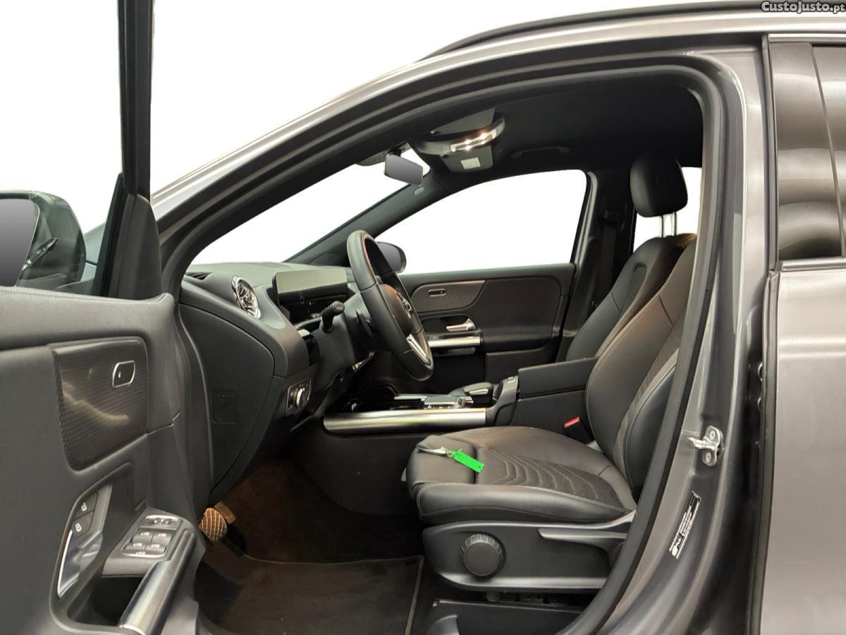 Mercedes-Benz GLA 250 e Business Line 8G-DCT — fotografia 9