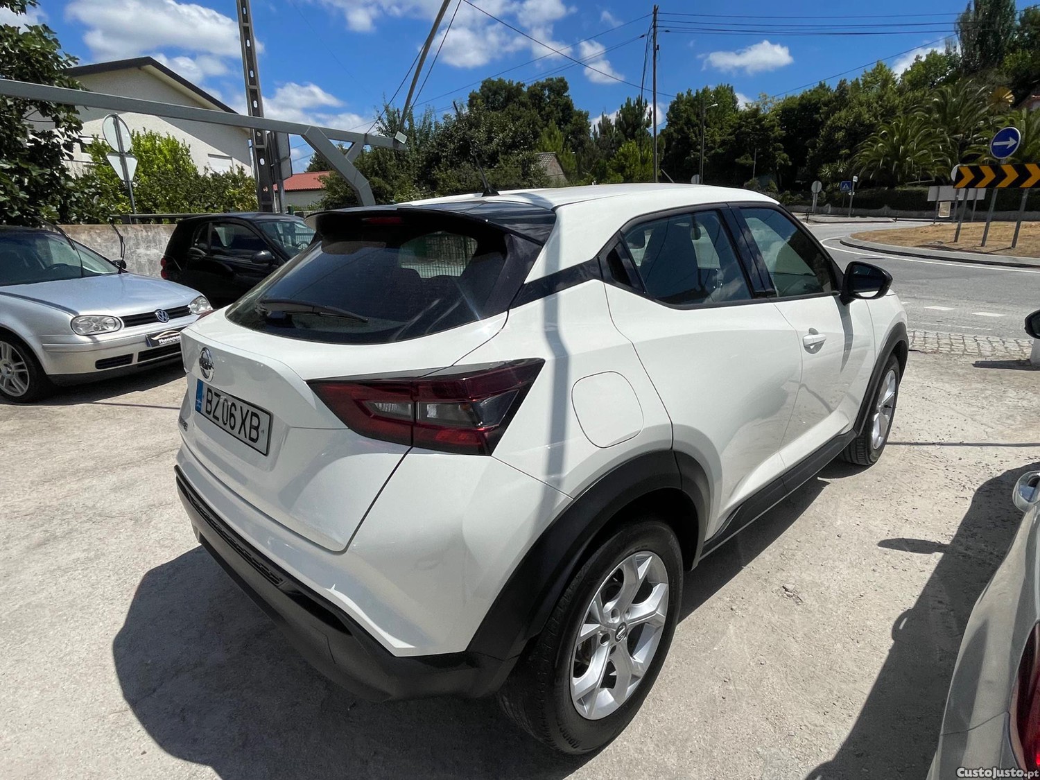 Nissan Juke 1.0 DIG-T Acenta 75000 km — fotografia 9