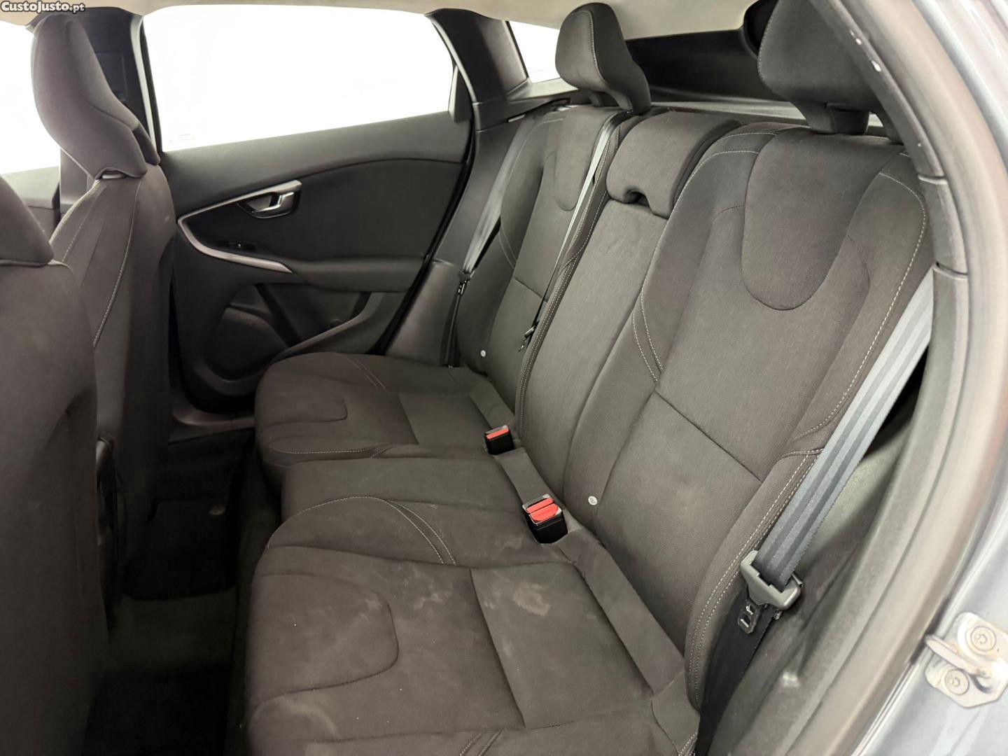 Volvo V40 2.0 — fotografia 3