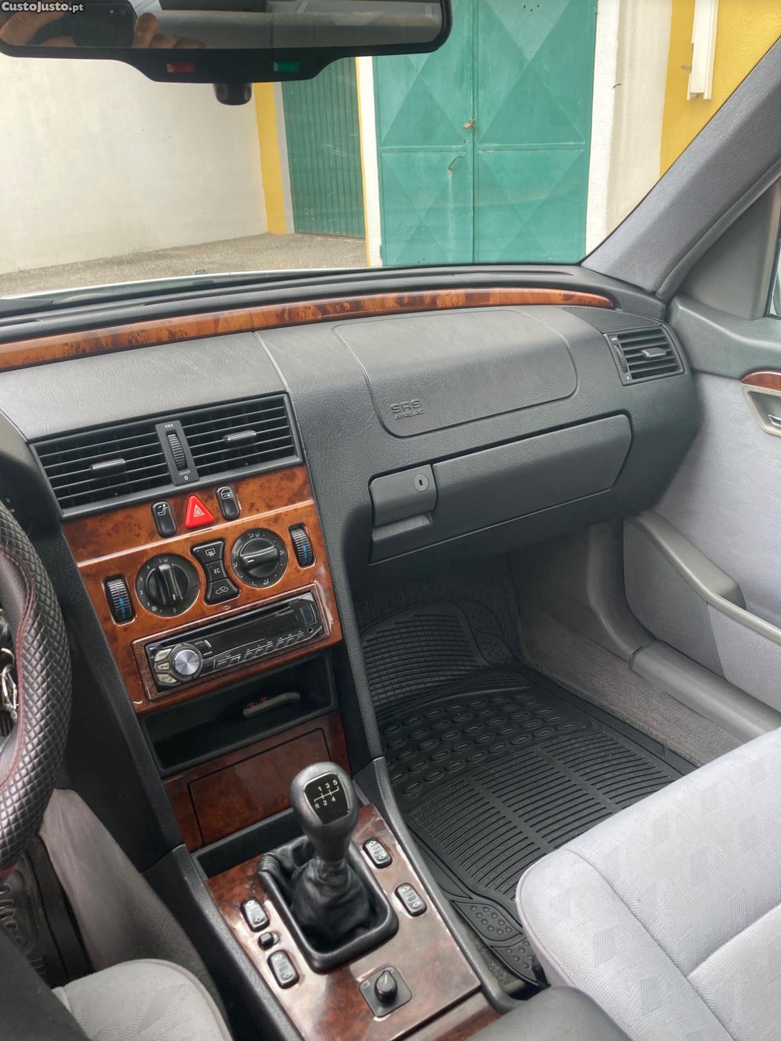 Mercedes-Benz C 250 TD — fotografia 9
