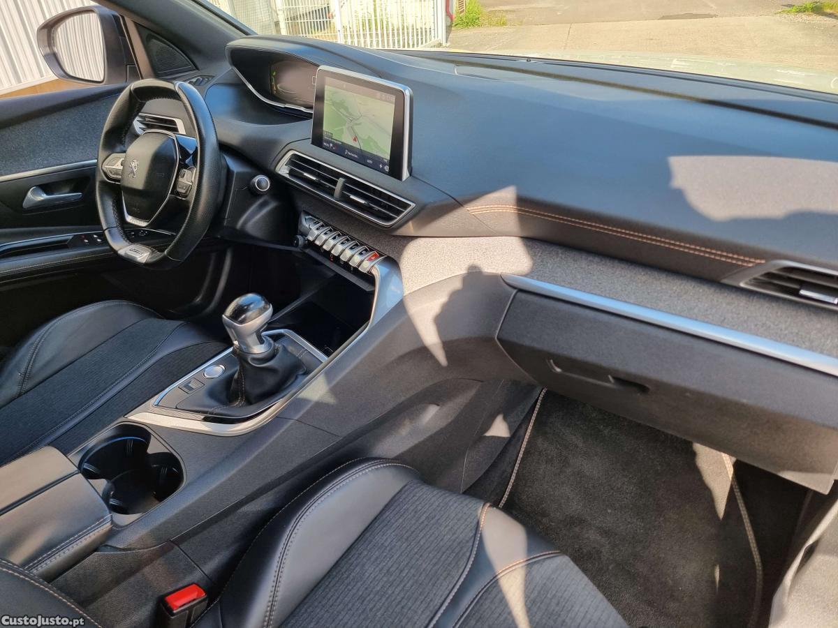 Peugeot 3008 1.6 HDI GT LINE — fotografia 4