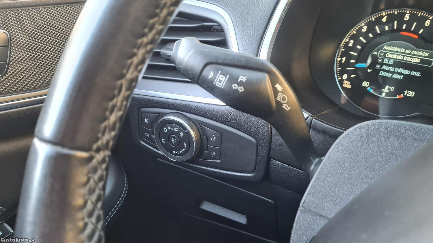 Ford S-Max 2.0 TDCi Titanium — fotografia 17