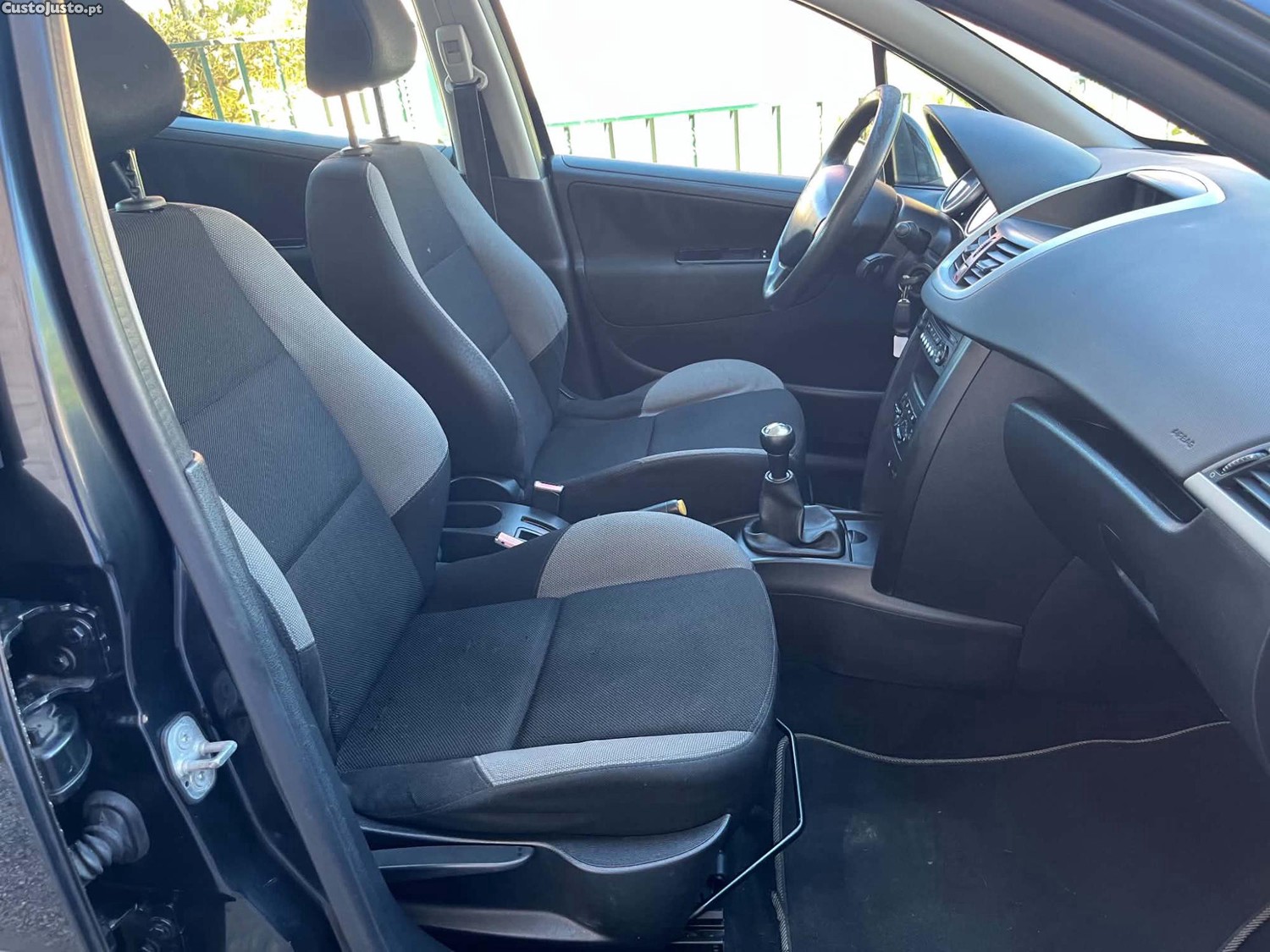 Peugeot 207 1.4 hdi Estimado — fotografia 6