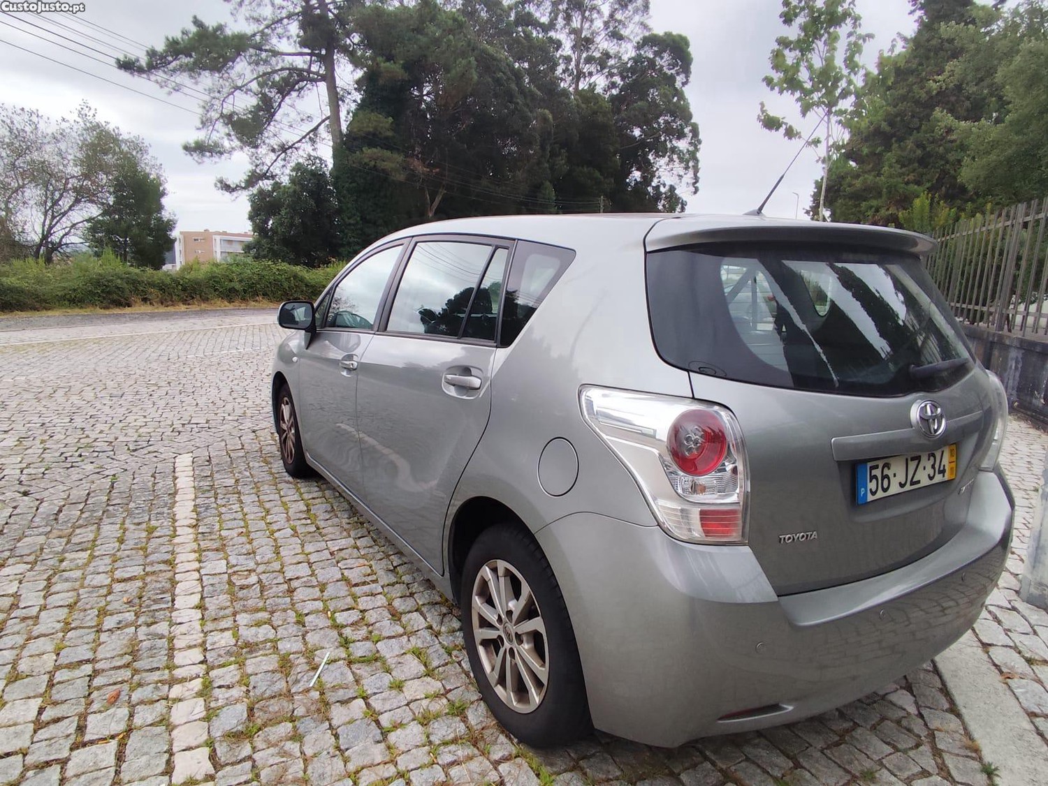 Toyota Verso (AR20) 2.0 D-4D Diesel 126 cv / 93 kW - 10 foto 5