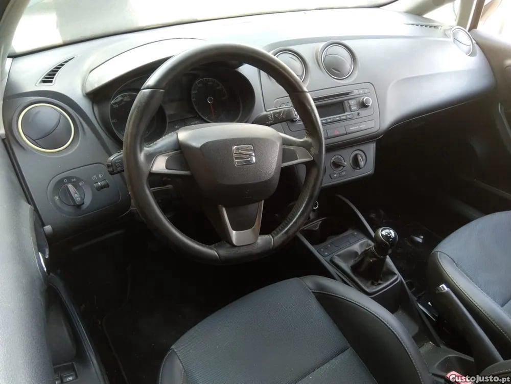 Seat Ibiza 1.2 TDI (55 kW / 75 cv) [05.2010 - 05.2015] - 14 — photo 4