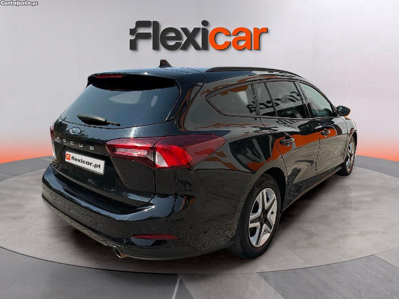 Ford Focus SW 1.0 EcoBoost Connected — fotografia 11