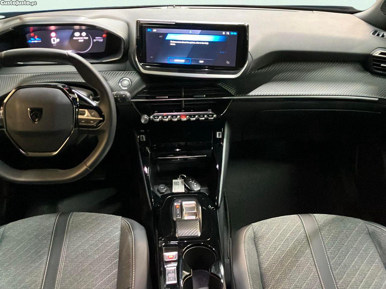 Peugeot 2008 54 kWh Allure — fotografia 15