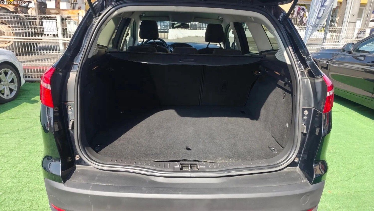 Ford Focus 1.5 TDCi Titanium ECOnetic — fotografia 15