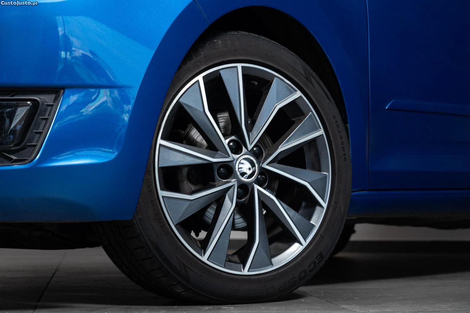 Skoda Rapid 1.4 TDi Ambition DSG — fotografia 19