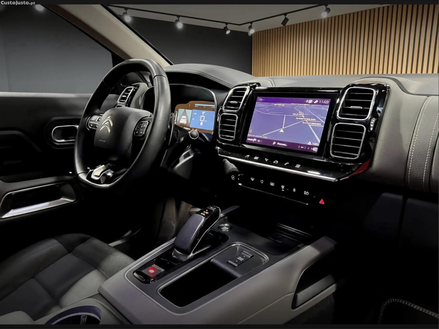 Citroën C5 Aircross 1.6 Hybrid Shine e-EAT8 — fotografia 3