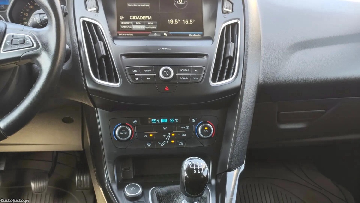 Ford Focus 1.5 TDCi Titanium ECOnetic — fotografia 2