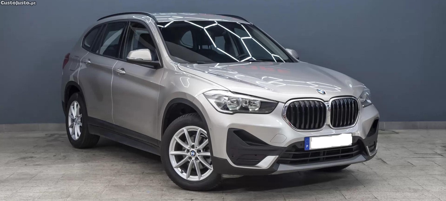 BMW X1 16 d sDrive Nacional — fotografia 8