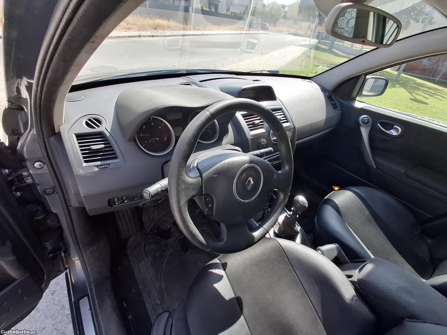 Renault Mégane Break 1.5Dci 106cv — fotografia 8