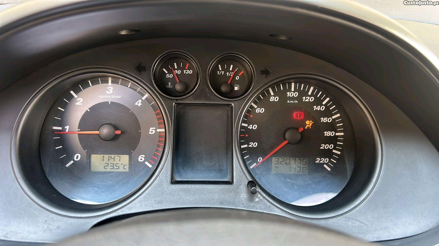 SEAT Cordoba 1.4 TDI A/C — fotografia 6