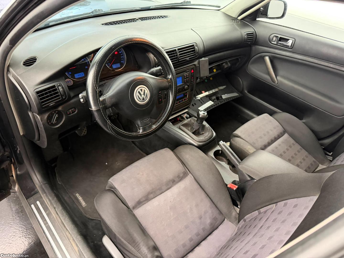 Volkswagen Passat VARIANT 1.9 TDI 130CV — fotografia 7