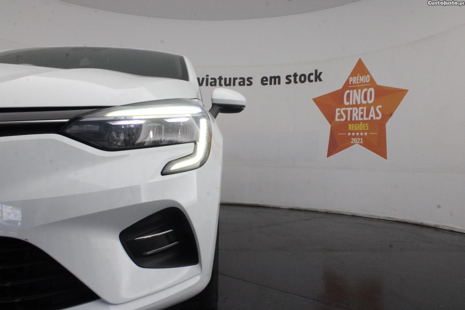 Renault Clio 1.5 dCi EXCLUSIVE — fotografia 3