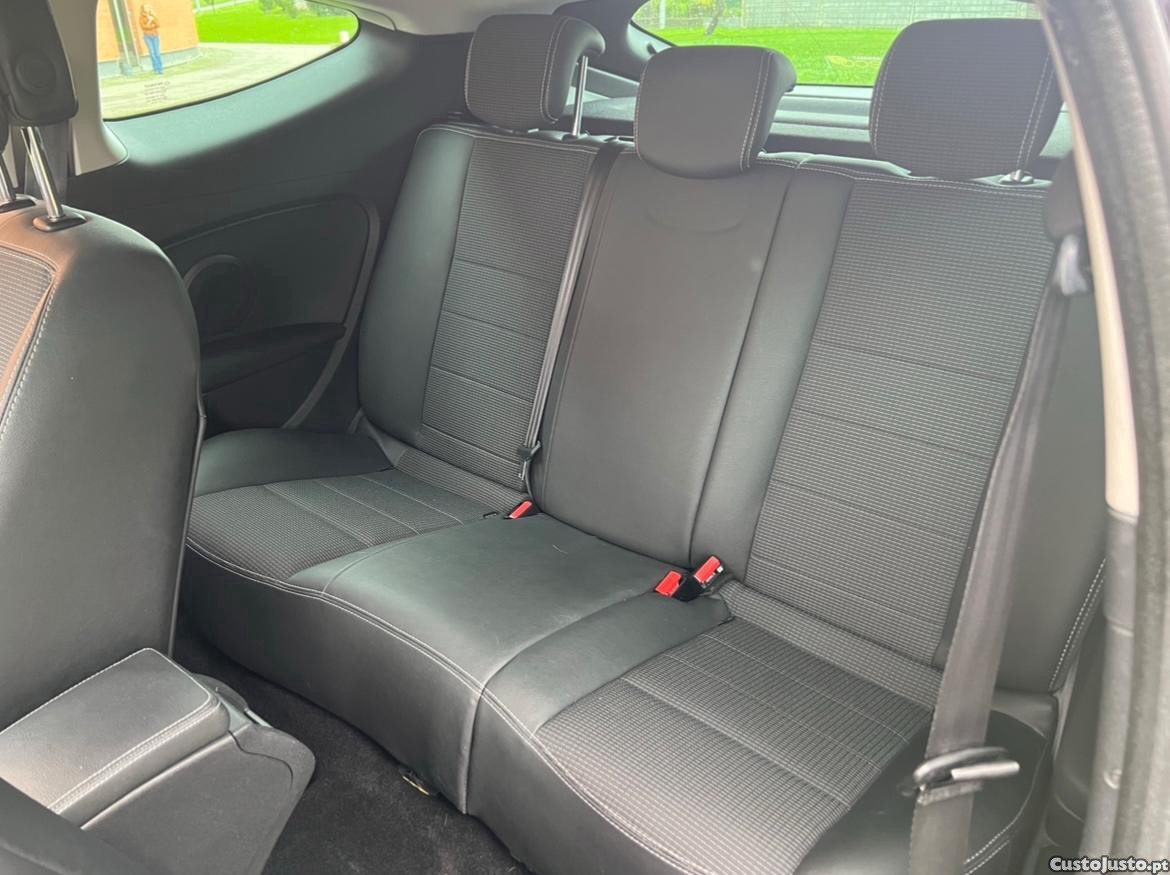 Renault Mégane GT LINE 1.5 dci 110 cv — fotografia 7