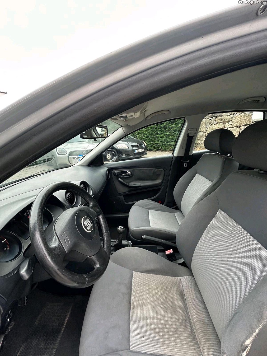 SEAT Cordoba 1.4 TDI A/C — fotografia 3