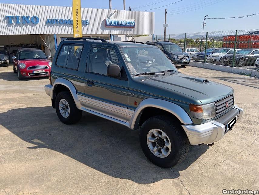 Mitsubishi Pajero 2.8 GLS SPORT 4X4 — fotografia 10