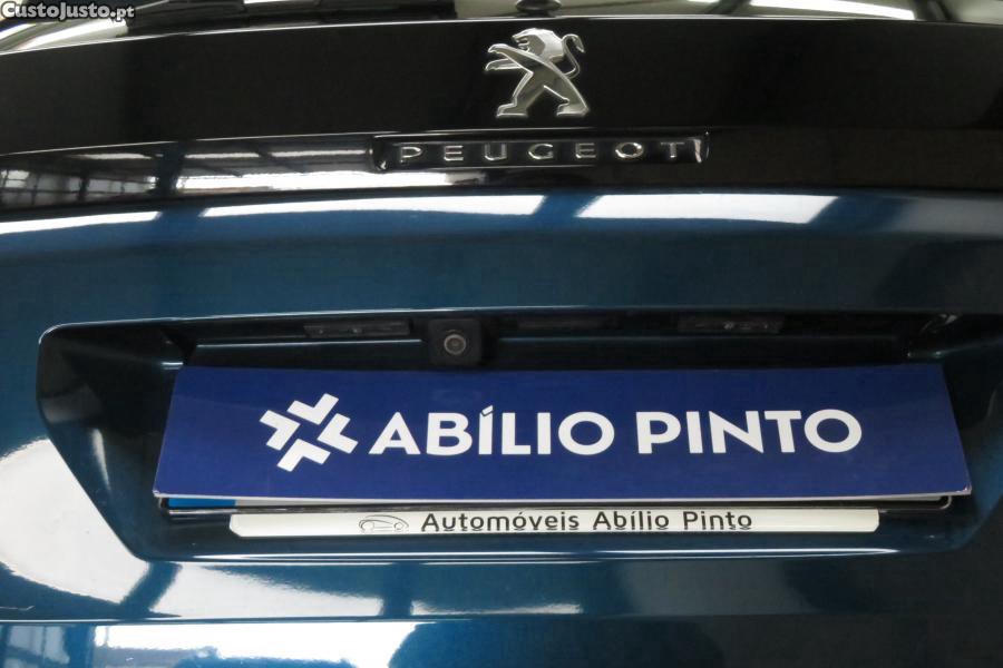 Peugeot 3008 1.5 BlueHDi Active P — fotografia 5