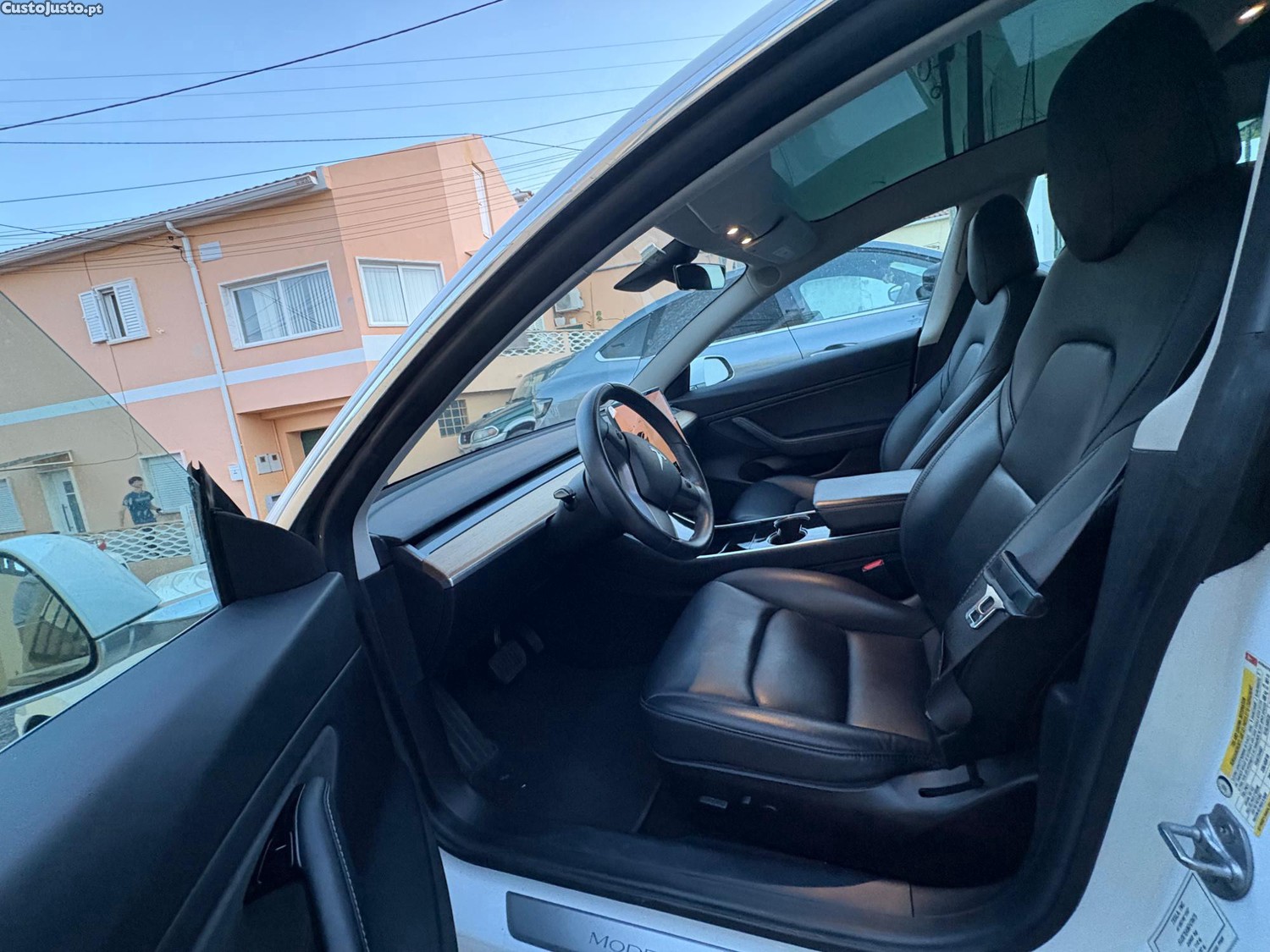 Tesla Model 3 3 — fotografia 4