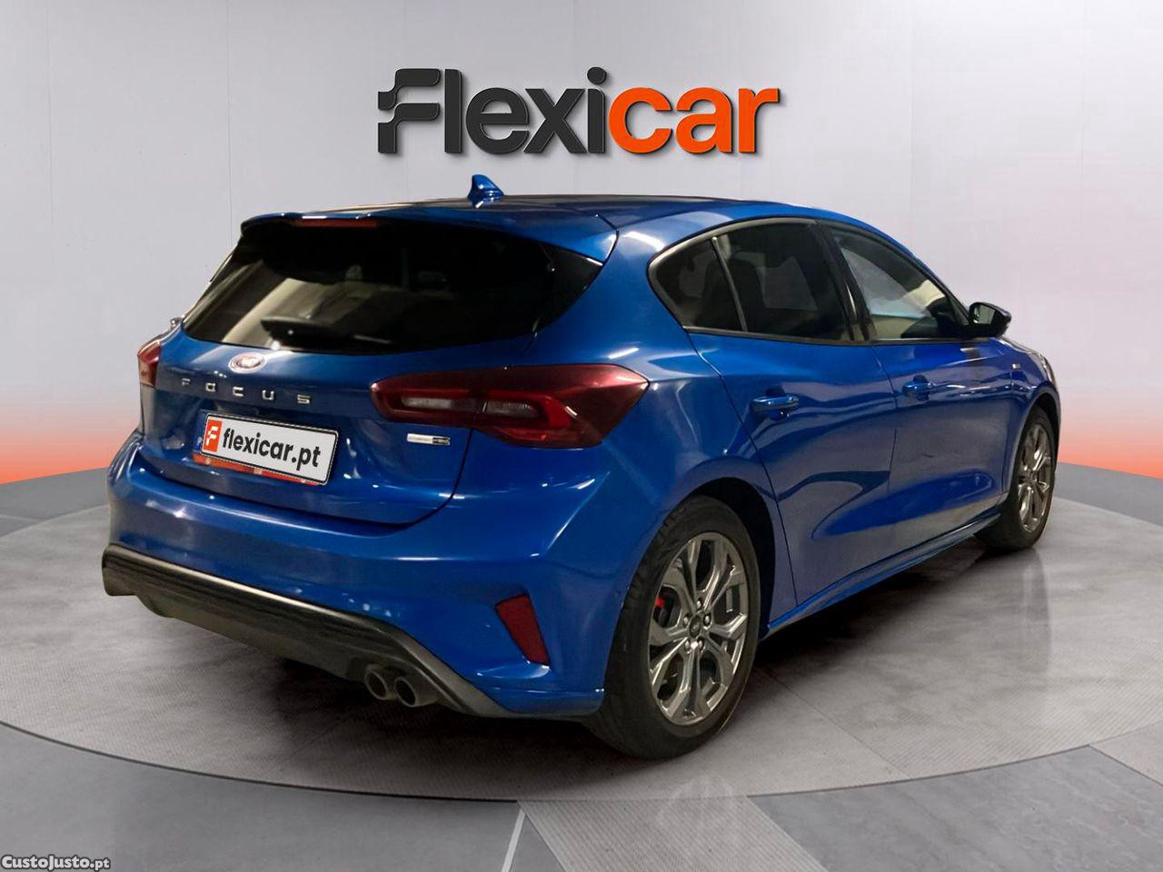 Ford Focus 1.0 EcoBoost MHEV ST-Line — fotografia 19